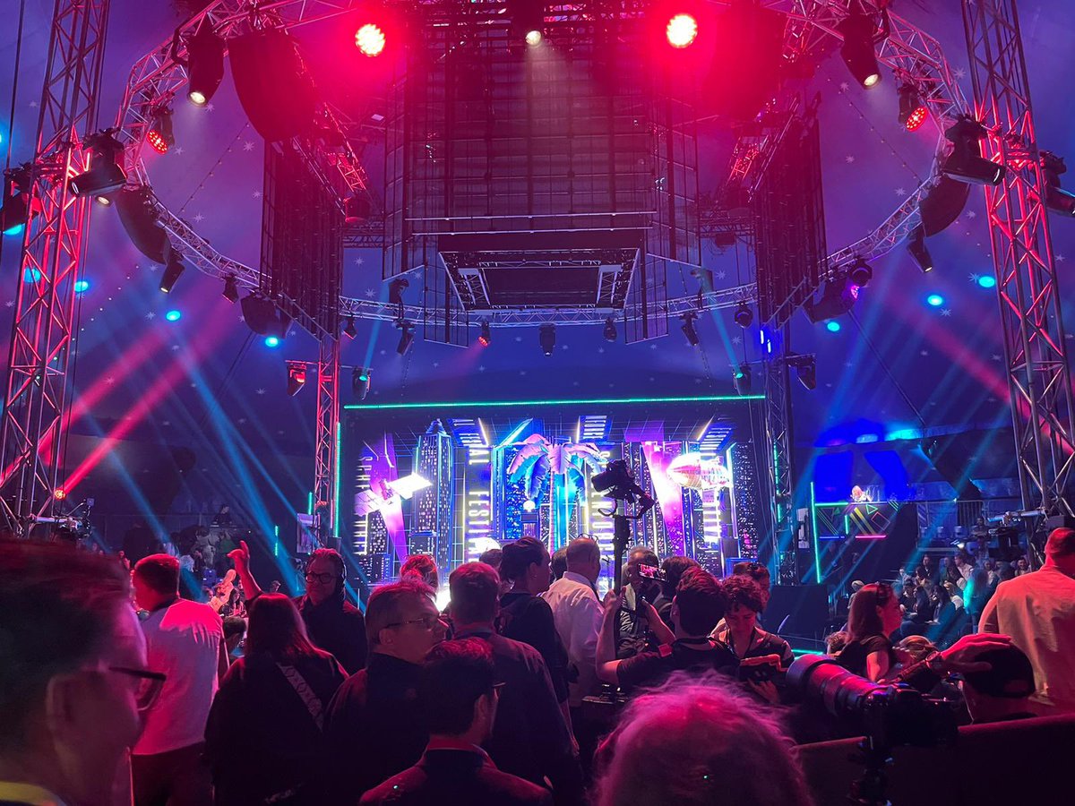 smartlocalmedi1's tweet photo. SCREENFORCE DAYS 2024: THE MAGIC OF TOTAL VIDEO RELOADED 📺

#magicoftv #totalvideo #welovetv #futuretv #bewegtbildevent #screenforcefestival #smartlocalmedia #addressabletv #connectedtv #screenforce #poweroftv https://t.co/DSnAsVyZ4Q