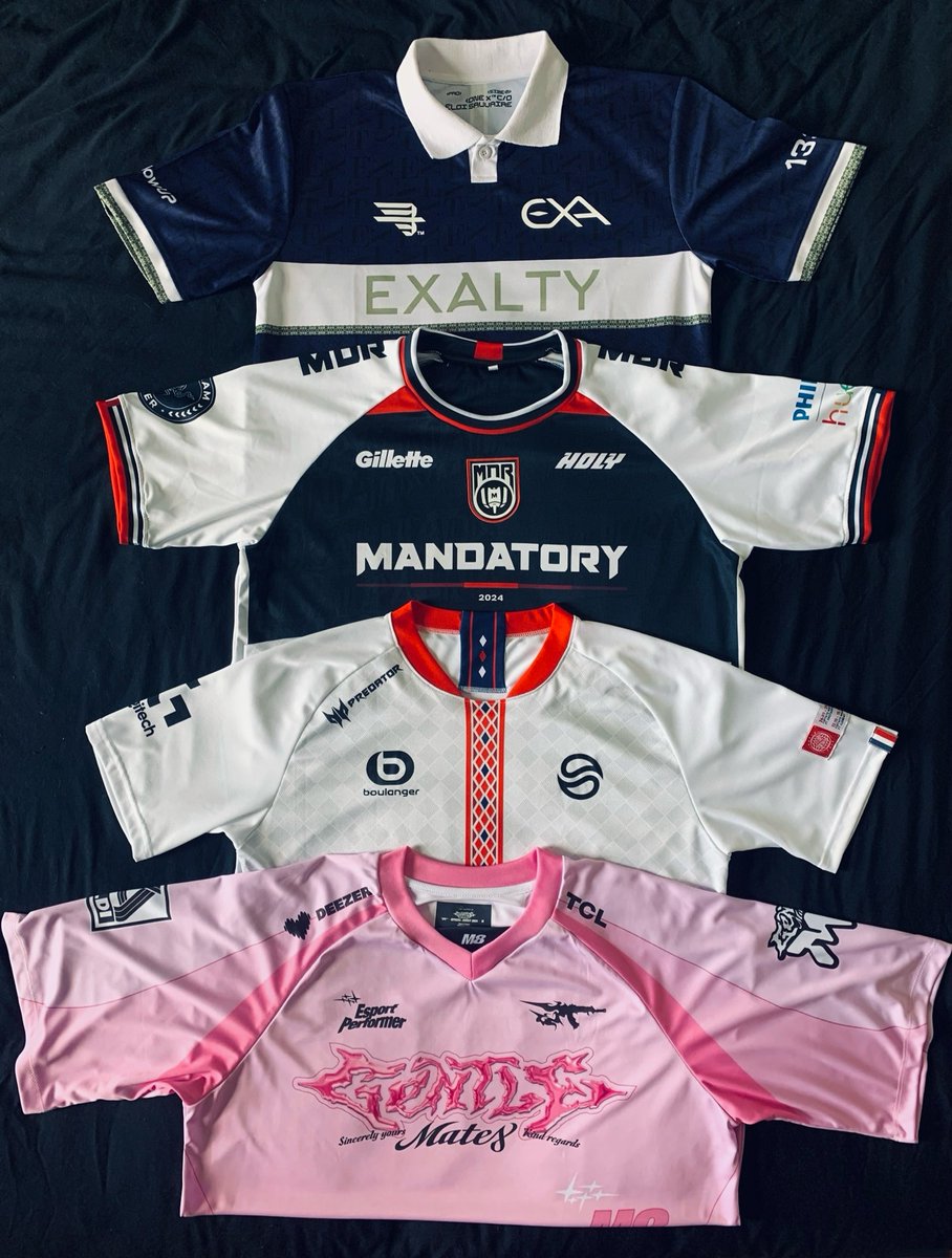 ItsIno_'s tweet photo. La collection E-Sport s'agrandit 🤩

Hyper content d'avoir enfin reçu mes maillots #Mandatory et #Exalty 👕

➡️ Des idées de prochaines équipes à ajouter ? (Maillots, écharpes ou autres...) 🤔 https://t.co/MqBnl8aU3F