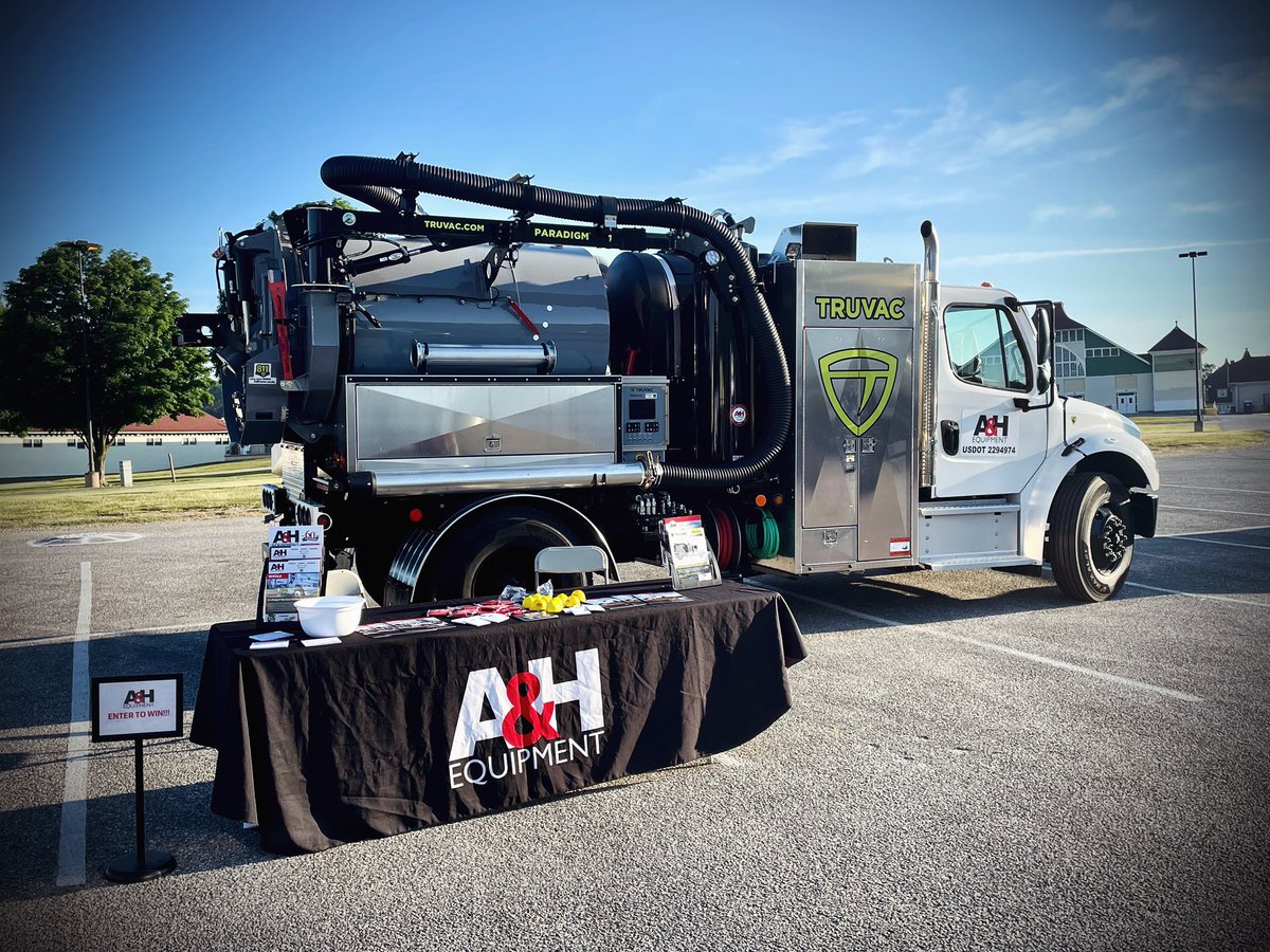 AHEquipmentCo's tweet photo. Set &amp; Ready to GO!🌟

Come by and see this compact, low-profile @TruvacVacs Paradigm at the Pennsylvania 811 PA Safety day in York, PA! 
#ahequipment #TRUVAC #pasafetydays #DigSafe #safedigging #infrastructure #wearehereforyou #solutionsyoutrust  #industryleadingequipment https://t.co/LxFlaXA6ij