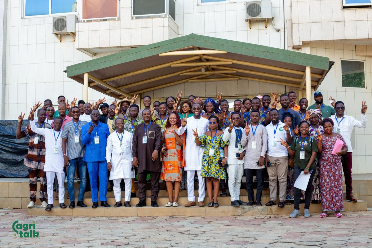 LoukoumaneSaka's tweet image. 💚 L'état des lieux de la transition Agro-écologique  : Enjeux et défi pour le développement pour le développement durable du Bénin 

@Agriitalk
@Plurimediacom
@LE RURAL Officiel  
#GIZ
#Coopération Suisse au Bénin 
#IFDC
#ACMA3
#Ambassade des pays bas au Bénin