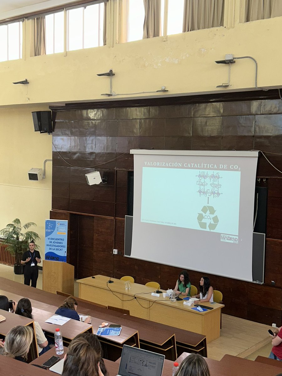 Con estas presentaciones, damos fin a la Sesión IV de Orales. Continuaremos por la tarde, os esperamos!!!