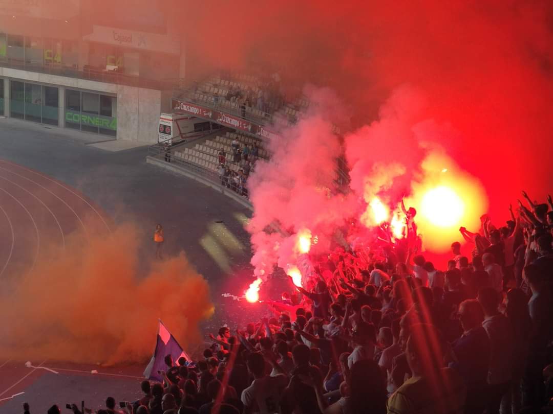 VAMOS XEREZ , VAMOS CAMPEÓN

<a href="/XerezDFC/">XEREZ DEPORTIVO</a>