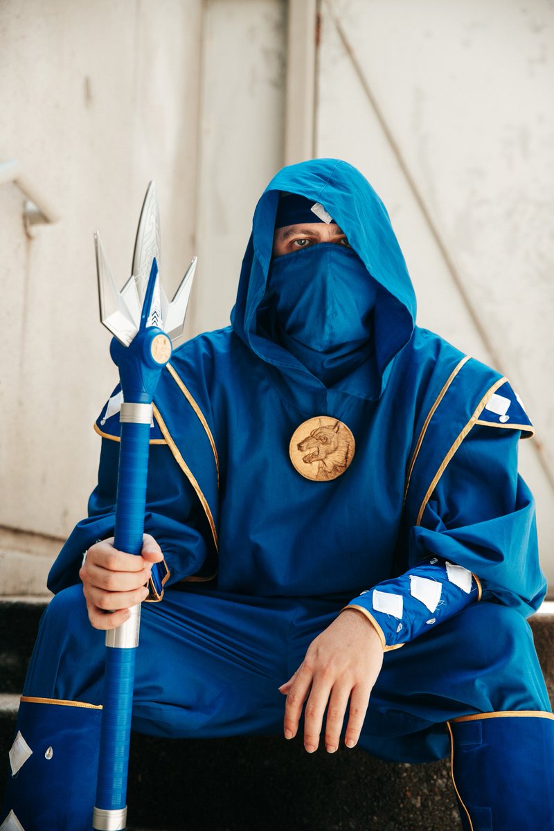 solarwolfcospla's tweet photo. Power Ranger shoot. Blue Ninjetti VS Rita Repulsa.
.
Blue Ninjetti Ranger: @solarwolfcosplay 
Rita Repulsa: @pantheranddragonfly 
Photographer: @cassieraedsgn
.
#Powerrangers #powerrangerninjetti #powerrangerninjetticosplay #ritarepulsa #ritarepulsacosplay #atlantacosplay https://t.co/OGZsyj0xjX
