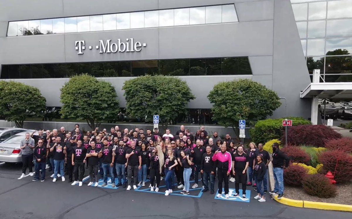 BKNJ Leadership Team is ready to bring the #BESTExperience to life for our customers!!
