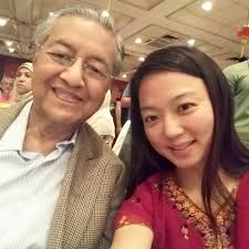 NaratifRakyat's tweet photo. Diesel naik, you tahu tak siapa paling untung? Hannah Yeoh la. Takde siapa cakap pasal suami dia lagi. https://t.co/GzXz8DwE2z