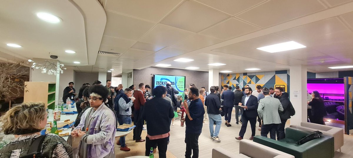 healthurbanista's tweet photo. @BlockchainTLA @andrenazareth_ @LDNTechWeek @TechLondonAdv @GlobalTechAdv @Hypercycle_AI @RussShaw1 Some snapshots from #TechFusion #Decentralized #Web3 #AI #blockchain #LTW2024 #london #innovation
#community #collaboration https://t.co/jq1QL5L073