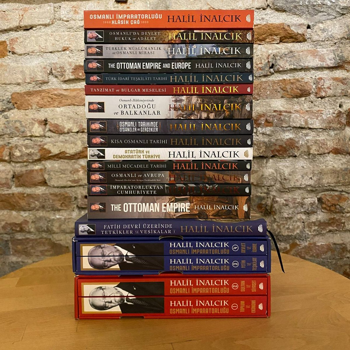 Bayram çekilişi! 🎁

3 takipçimize, Halil İnalcık Hoca'nın görseldeki kitaplarından seçeceği herhangi bir tanesini hediye ediyoruz! Çekilişe katılmak için bu paylaşımı RT ve hesabımızı takip etmeniz yeterlidir.