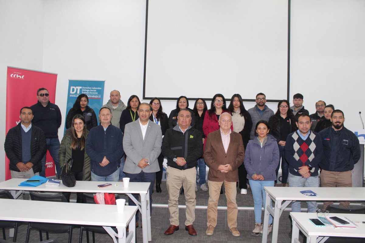 🙌Con la participación de la Dirección del Trabajo #Atacama y <a href="/senceatacama/">Sence Atacama</a> <a href="/MintrabAtacama/">Seremi de Trabajo y Previsión Social de Atacama</a>, realizamos el Taller Ley 40 horas y Franquicia Tributaria de Capacitación, que busca apoyar con información relevante y necesaria la gestión de empresas socias a nivel regional👷‍♀️👷