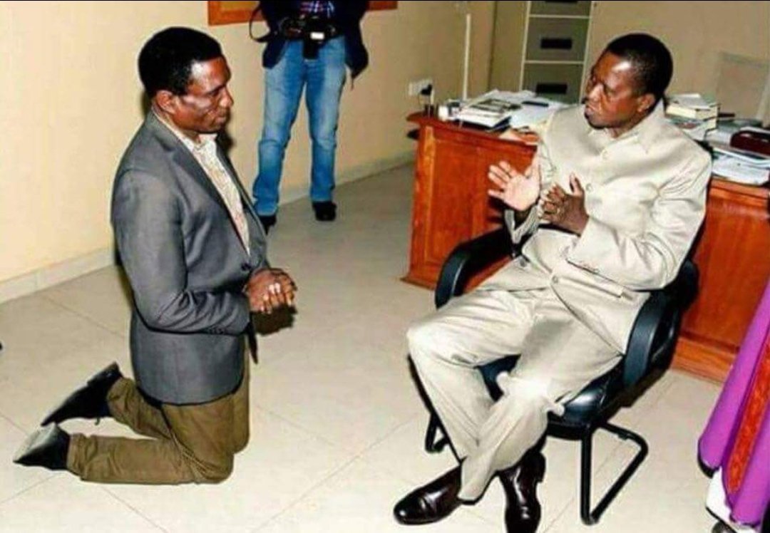 #EFFPresser

Juju on the left, Cyril on the right