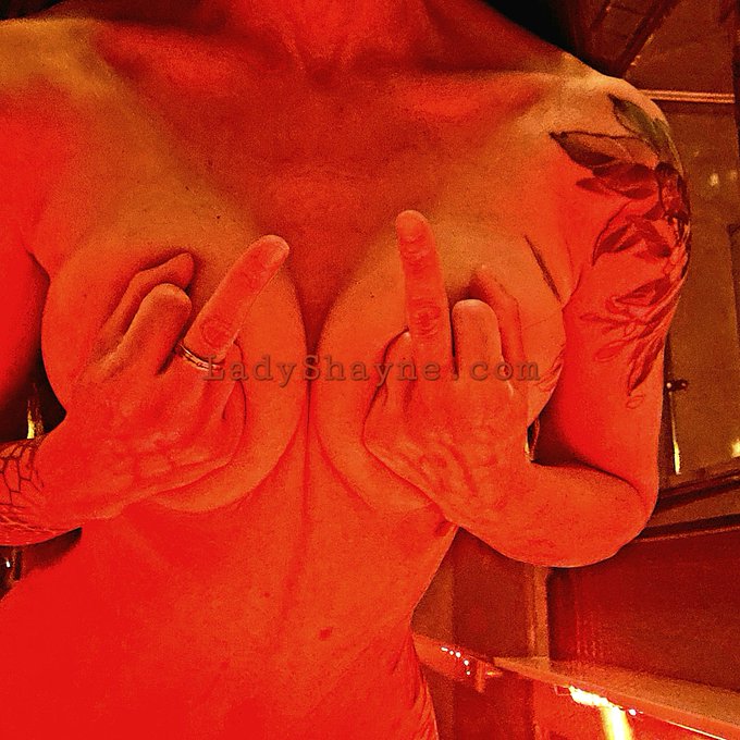 Master's Fuxking Mad! https://t.co/eJ1izl7dyH<a href="/tag/newprofilepic"class="tags"><span>#newprofilepic</span></a>