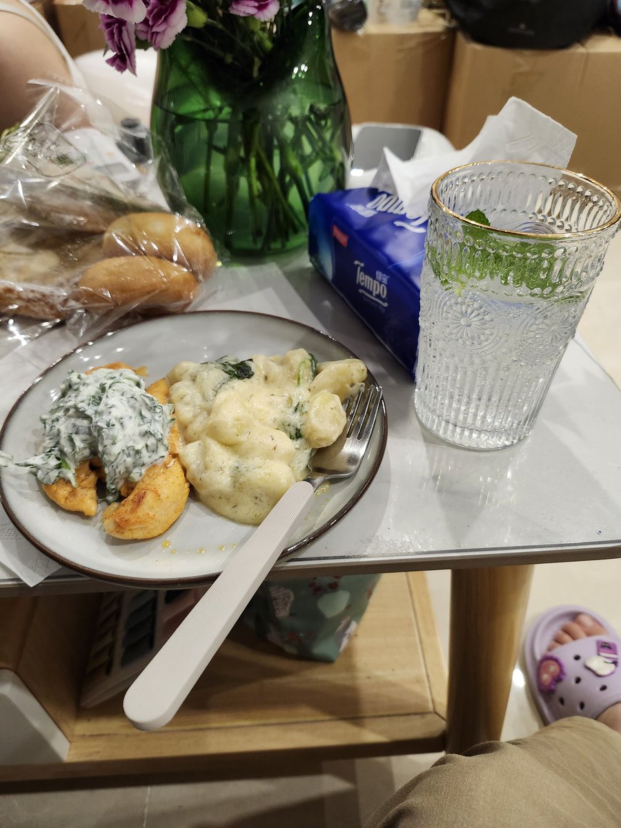 xss1209's tweet photo. 最近一个月，珍惜每一个时刻 https://t.co/yv4ioEPLkd
