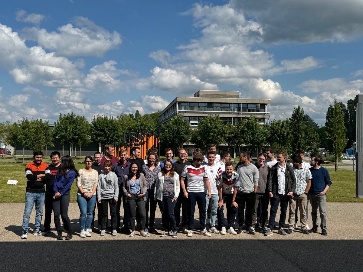 dmac68's tweet image. Huge thanks to Torsten Bach along with Daniel and Tim and all the folks at TU Munich who hosted me today and showed up in their German strips. Really hoping your generosity extends to the Scotland Germany game tomorrow night!!