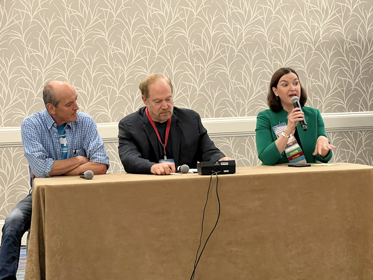 Want to learn more about funding your headache research? Come on down to the research career development precourse <a href="/ahsheadache/">American Headache Society</a> #ahs24 featuring <a href="/RebeccaWellsMD/">Rebecca Erwin Wells, MD, MPH, FAHS, FAAN</a> Richard Lipton and Andy Russo