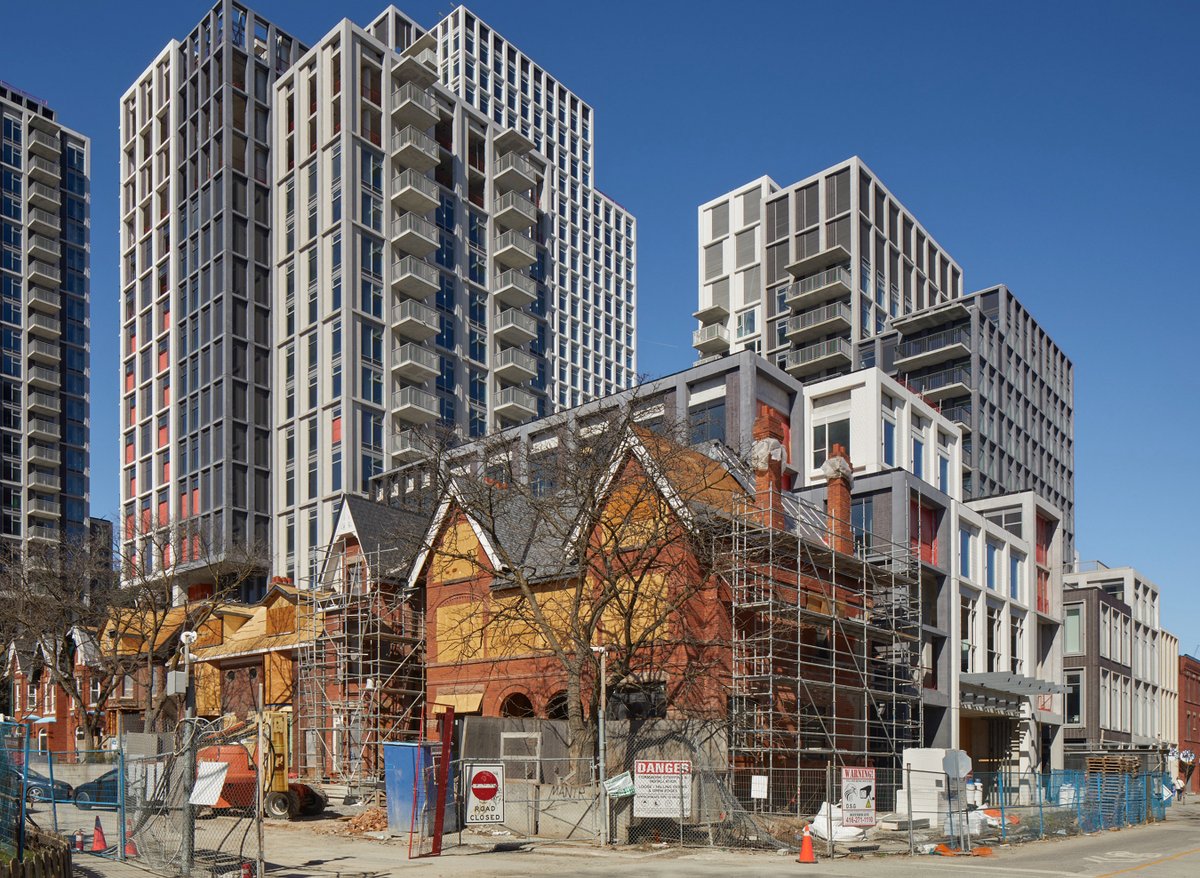 Work on @villagemirvish, at the former site of Toronto’s beloved Honest Ed’s department store is taking shape! 

#underconstruction #mirvishvillage #annex #CityofTO