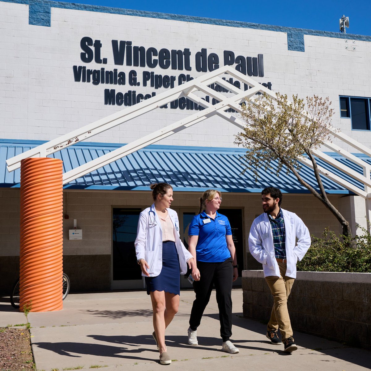 The St. Vincent de Paul Clinic partners with programs at our @creightonphx campus to bring free healthcare to the uninsured and underserved of Phoenix. Thanks to the partnership, our medical students gain valuable experience while putting their values into action.