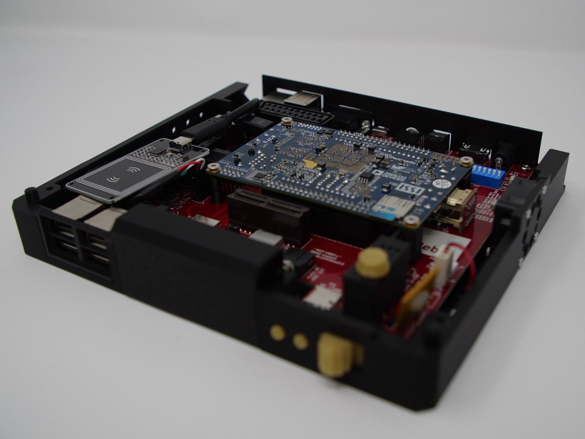im_bjam's tweet image. Excited to share that Marsupial Solutions LLC is releasing its first product: the M3, Marsupial MiSTerFPGA Multisystem! 🎉

This limited edition, plug-and-play MiSTer brings the amazing open-source #MiSTerFPGA projects to an all-in-one box, lowering the barrier for enthusiasts.…