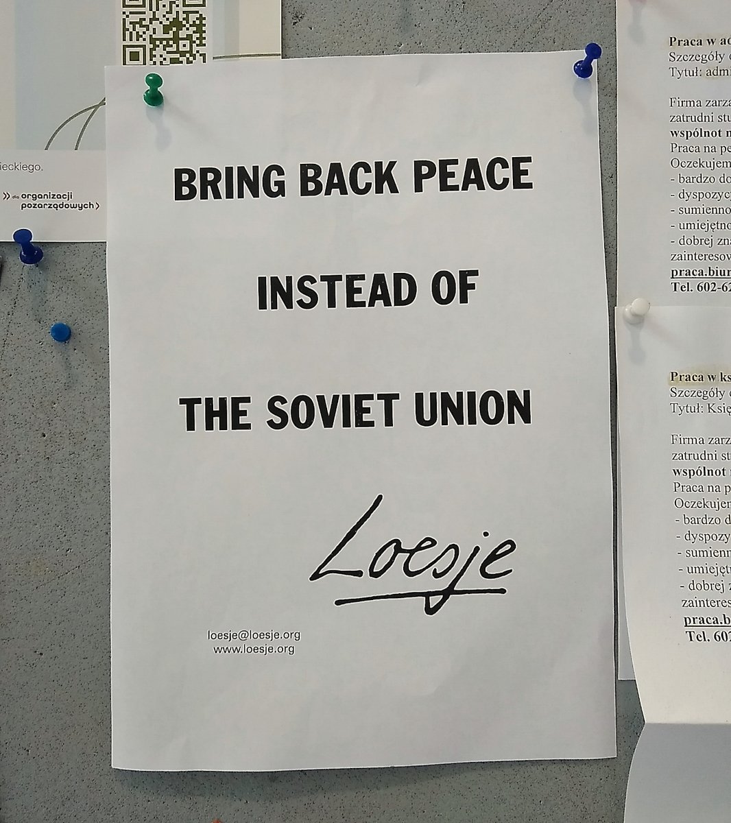 Bring back peace 
  instead of the Soviet Union

#Loesje
#peace #worldpeace #peaceforall
#stopwars #nowar #noSovietUnion