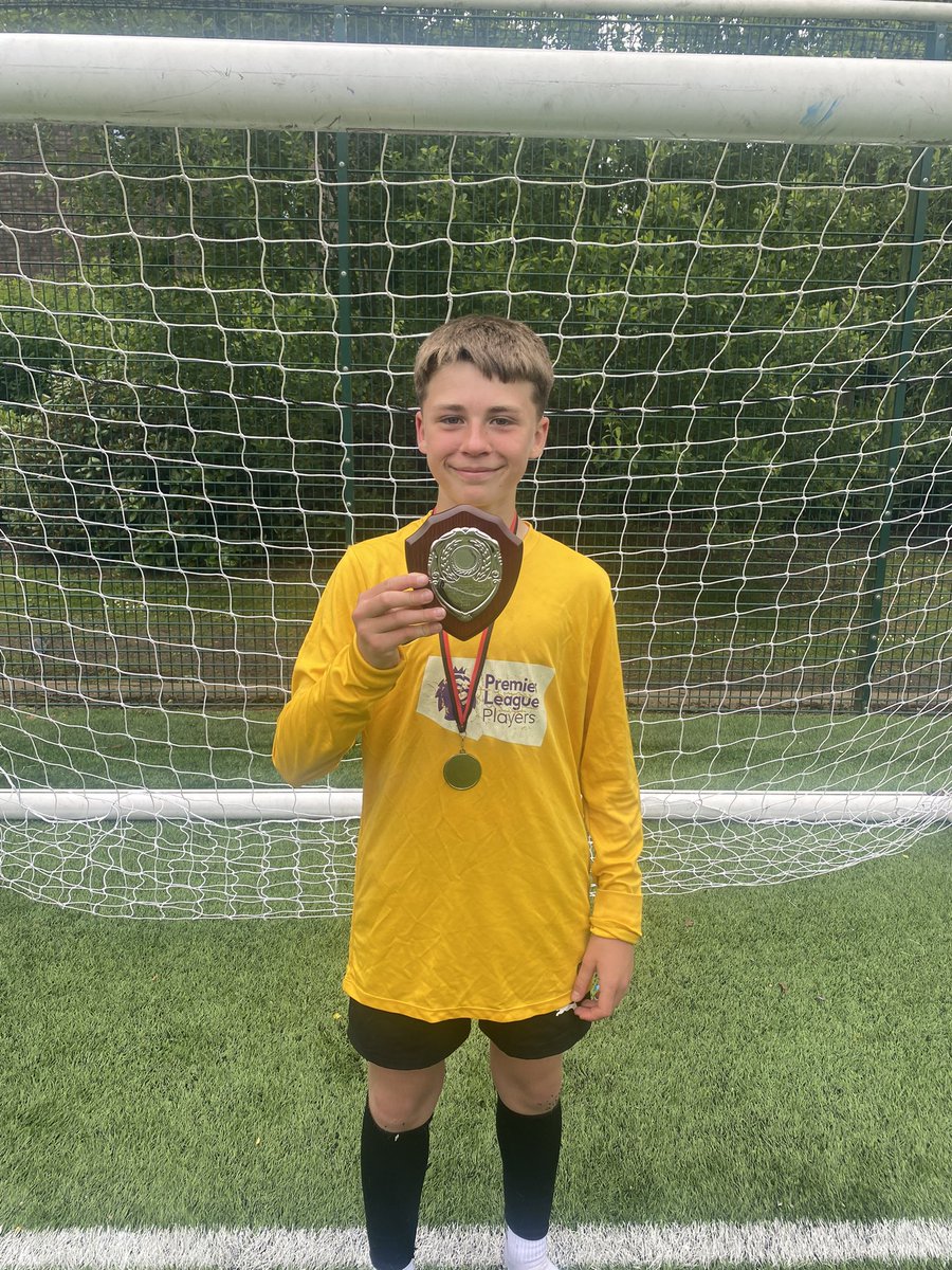 Park View School PE tweet media