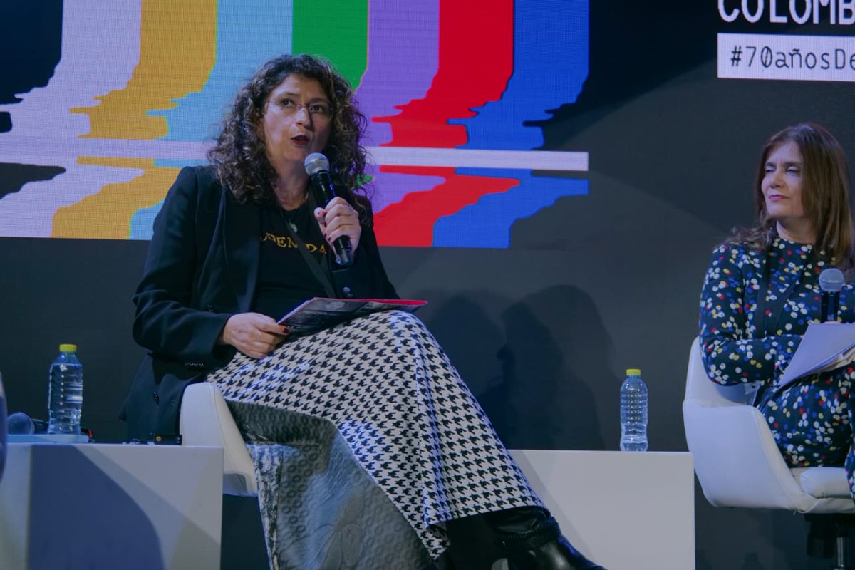 CRCCol's tweet photo. "Es importante proteger lo que existe en la regulación, que permita cuidar y fortalecer la Ley general de cultura, para protección de lo propio": Diana Diaz. #70añosDeTVEnColombia https://t.co/F3KYy8SshI