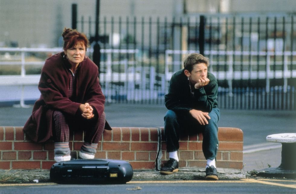 CarlosEn917Mix's tweet image. La recomendación de la película para este fin de semana: El padre de #BillyElliot tiene miedo y por eso es incapaz de asumir el deseo de su hijo de 11 años: quiere bailar. #MixFm #Puebla #BuenosDiasATodos