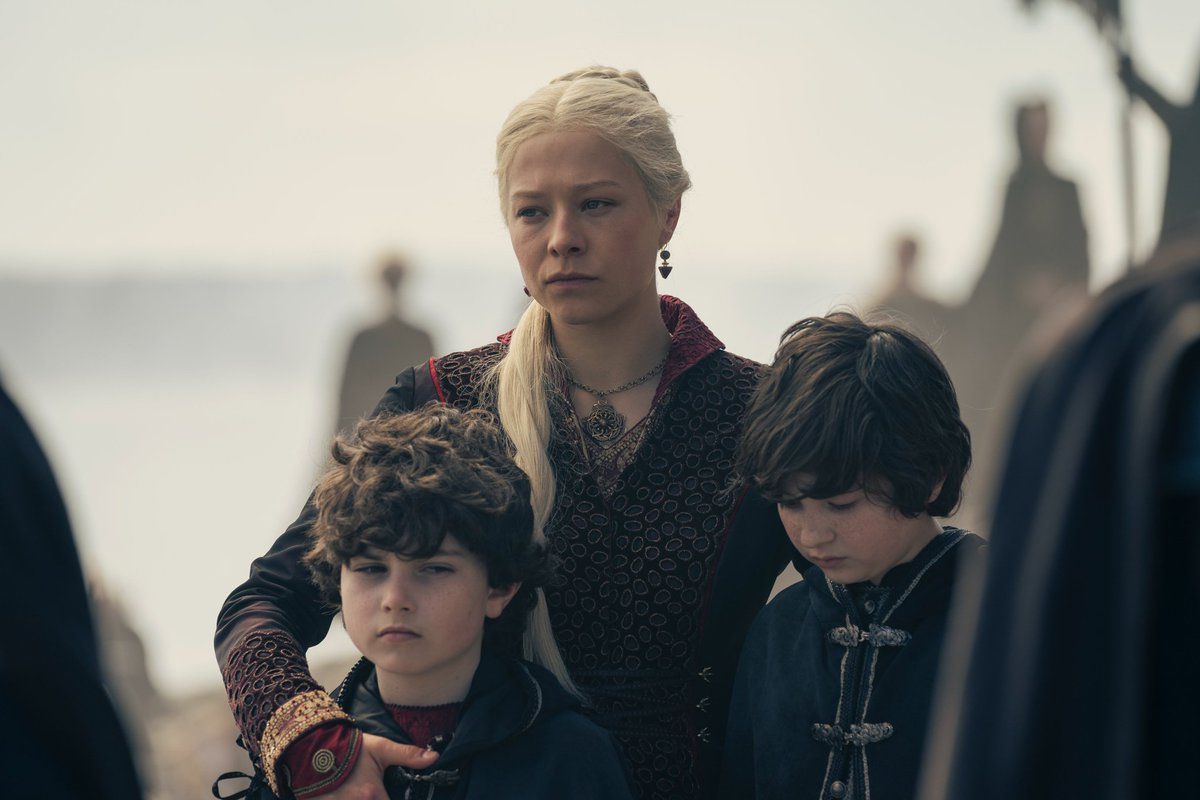 dgbadted's tweet photo. HOUSE OF THE DRAGON has been renewed for Season 3 https://t.co/892Zp5xOlU