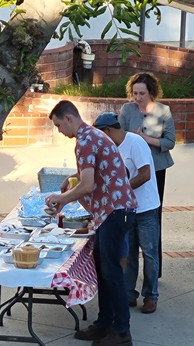 LMDistrict5's tweet photo. Special tanks to the "Love La Mirada" organization for hosting the community BBQ last night at Granada Heights Friends Church.  Another amazing community event. https://t.co/dOfAfdLbPq