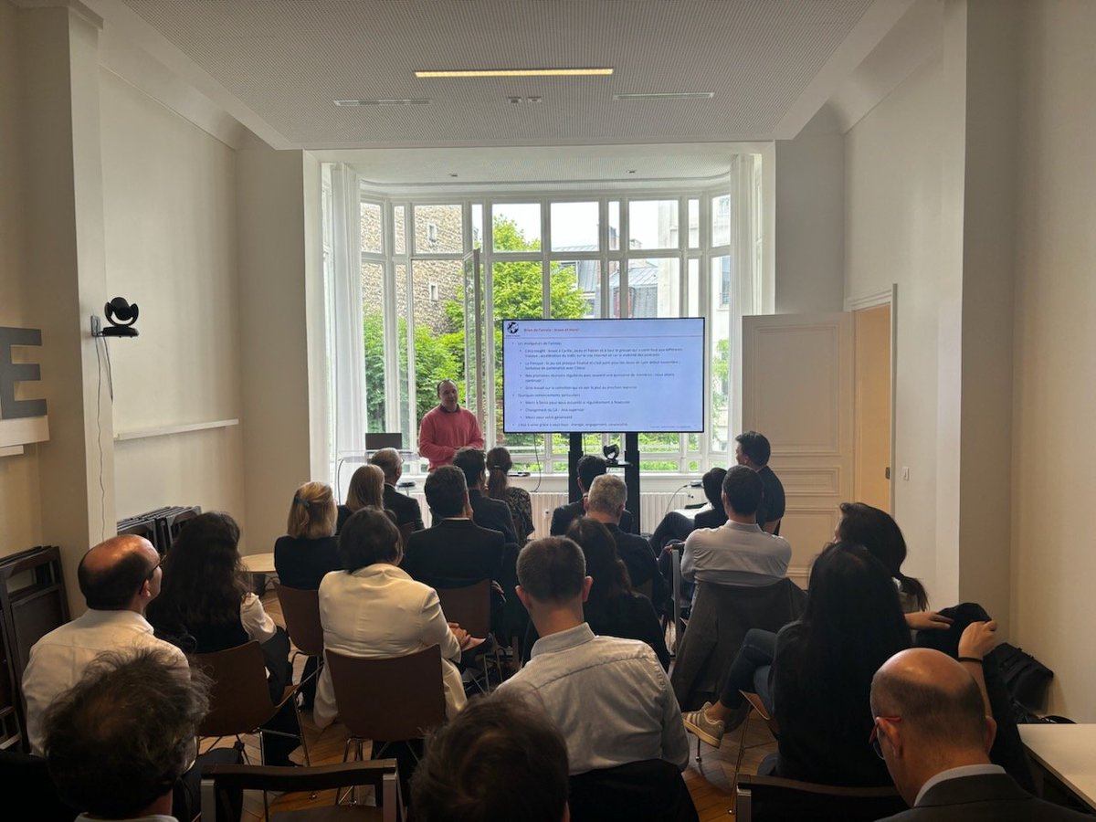 lecoavenir's tweet image. L'AG de @lecoavenir c'est aujpurd'hui.
Des beaux projets qui avancent
-EcoInsight
- Les podcasts
- La fresque de l'économie
-La collection
Tous les détails sur les projets de notre association d'économistes au service de la pédagogie de l'éco sont ici
lecoavenir.fr