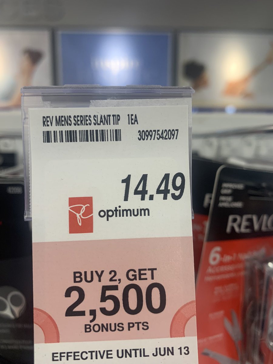 kasiacubed's tweet photo. @ShopprsDrugMart and @revlon 
Charging a #pinktax of $5 more for the EXACT SAME PRODUCT just red vs black cardboard. 

#notcool https://t.co/3PRVl6pJue