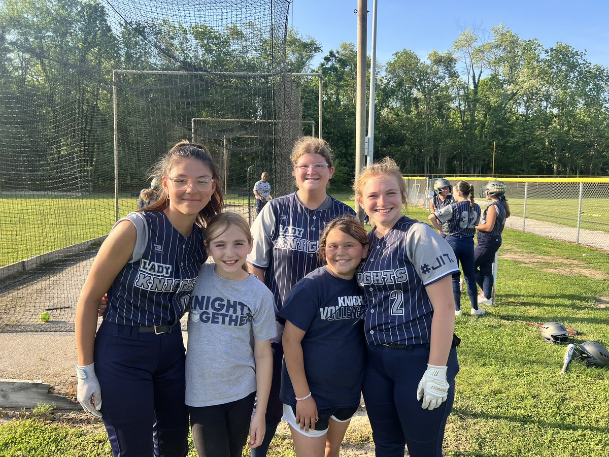 CCKnightsSoftball tweet media