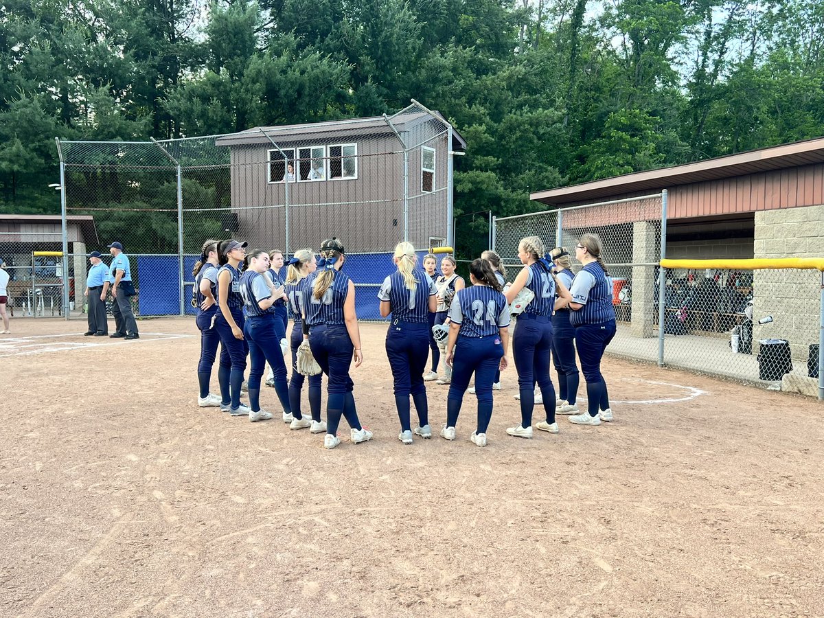 CCKnightsSoftball tweet media