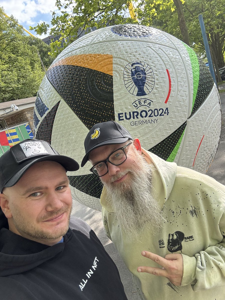 <a href="/ch_hoffmeister/">H.Off.Tian</a> <a href="/iyk_app/">IYK</a> <a href="/RyanOuyang_/">Ryan Ouyang</a> <a href="/aida_studios/">Aida_Studios</a> <a href="/fifilechien/">Fifi 🐧🦇🔊🏴</a> <a href="/haute/">Haute 🍌</a> <a href="/wiegimania/">wiegimania.9dcc.eth 🦧 🍌</a> <a href="/wuestenigel/">wuestenigel.eth</a> <a href="/CardnoNFT/">cardno.eth 🏴󠁧󠁢󠁷󠁬󠁳󠁿</a> <a href="/itskac/">Kelly Ann Collins</a> <a href="/NextWaveCulture/">OceanBreeze.Pudgy 🐧</a> <a href="/sandy_carter/">Sandy.agi; gm.Brave</a> @otr_ear <a href="/sandergansen/">Sander Gansen 🍌</a> Represent! <a href="/ch_hoffmeister/">H.Off.Tian</a> 🧢 w/ <a href="/achimh/">achimh.eth 🍌 spreading love ♥️ /dd</a>