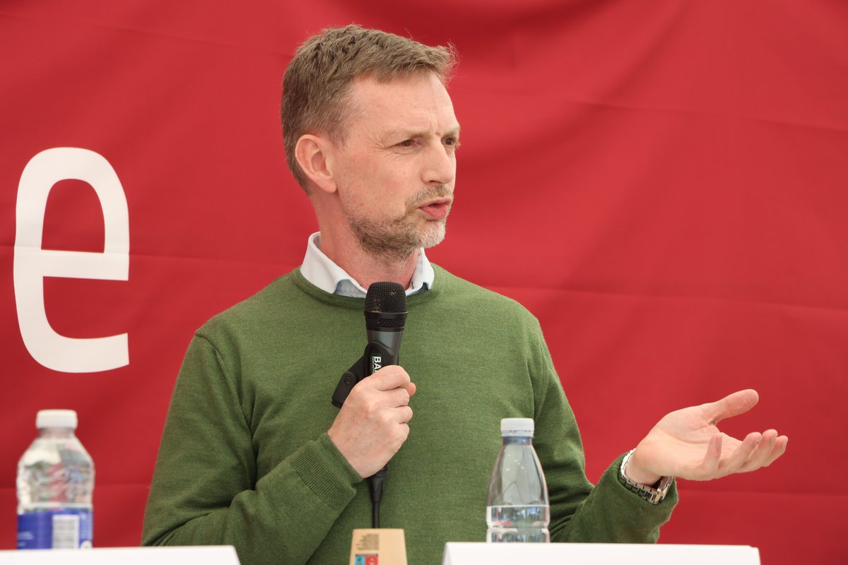 Nigel Edmondson tweet media