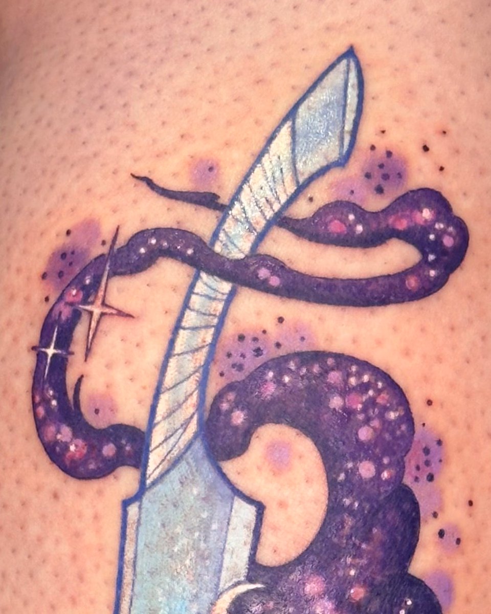 onedaytattstd's tweet photo. Check out some of the new sword tattoos by the one and only Violet! ⚔️ She’s ready to forge any weapon for you with ink. 🔥
https://t.co/EIl74IjtjJ https://t.co/s6I1YKzGLK