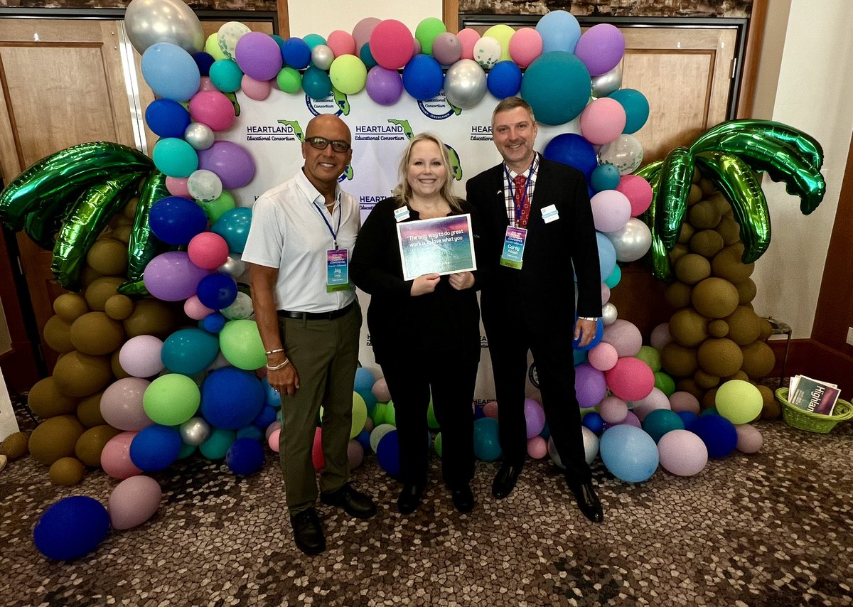 PendaLearning's tweet image. Ready to boost science scores, @HeartlandEd? 

Launching Penda Science in 3-2-1 at the HEC ‘24 Summer Leadership Conference (#24HECSLC) ! Join one of our vendor sessions in Tarpon 1 or stop by the Penda booth!

#ScienceIntervention
#SciChat
#MissionScience