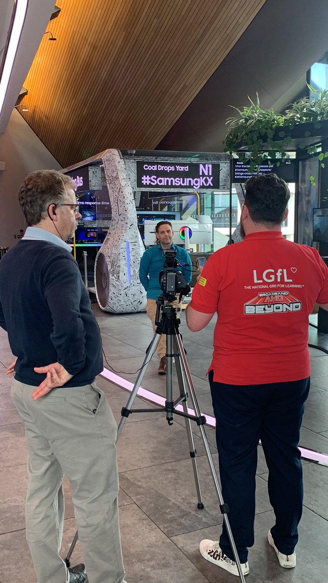 Not a bad place to spend the day with the <a href="/LGfL/">LGfL♥️</a> team #SamsungKX with <a href="/duck_star/">Nic Hughes</a> and <a href="/pip_bhol/">Pip Bhol</a> - loving esports