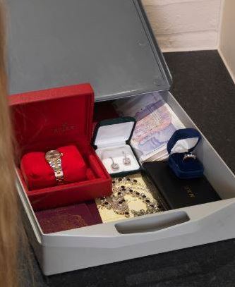StJamesDeposit's tweet photo. Safe Deposit Boxes are ideal for those extra special gifts. We have Fathers Day and Eid Al-Adha 2024 coming up in the next few days. Why not keep your valuables safe and secure. Treasure the memories.
See website for details: https://t.co/VXbYwha4gP #giftidea https://t.co/Ry8ow0qV8b