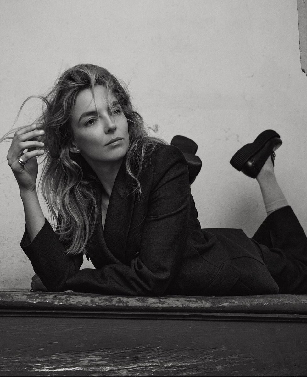 queria comer a jodie comer