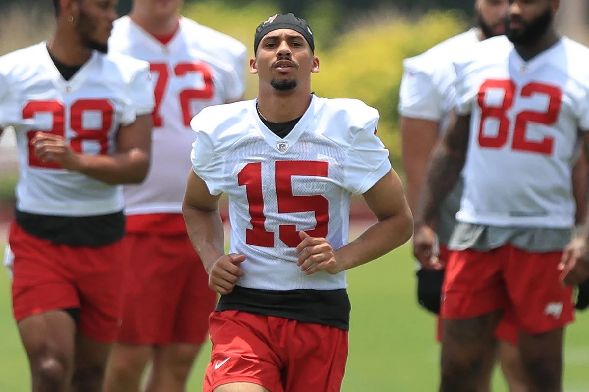 REPORT: #Buccaneers rookie WR Jalen McMillan is off to a strong start

He’s been a standout so far and has made a big impression on the team

He was the star of Wednesday's practice and has developed a strong connection with Baker Mayfield (via <a href="/PewterReport/">PewterReport 🏴‍☠️</a>)

The #Washington