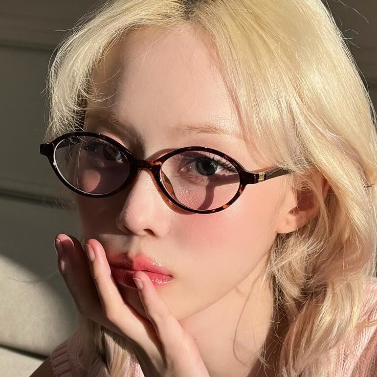 wtloverclub's tweet photo. 🧐🩷 https://t.co/Gam8pPcK4G