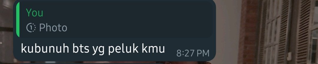 micasaforjin's tweet photo. aku bilang iri sama para Army yang bisa ikutan hug eventnya Seokjin, dan pacarku bilang ... 😭😭😭😭 https://t.co/XbGoAlXZai