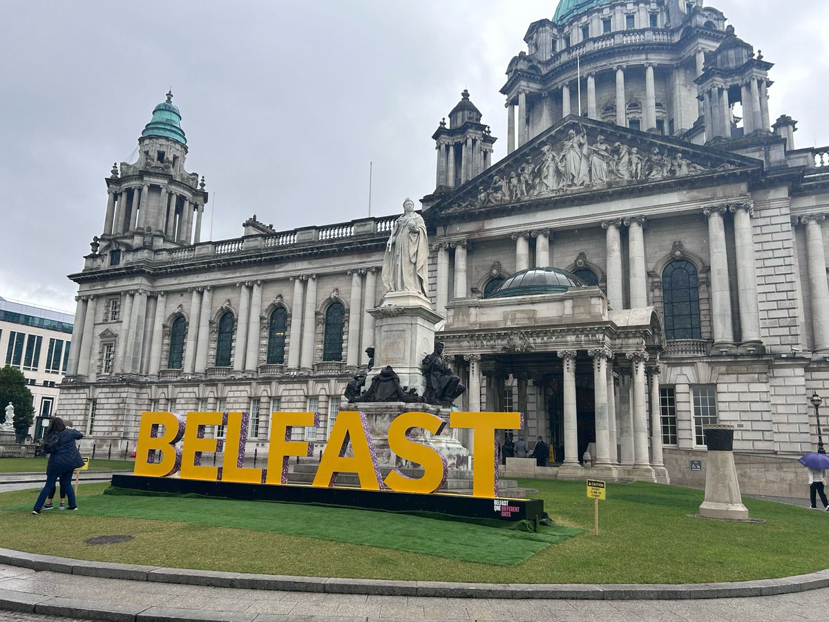 Henhunts's tweet image. Treasure hunting in Belfast today…

Book your Belfast treasure hunt for your event: buff.ly/3Xn7XDN

Available in:
- Printed
- Self Print
- Managed
- ehunt!

#HenHunt #HenHunts #Belfast #TreasureHunt