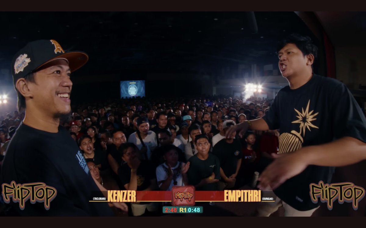 FlipTop_Battles's tweet photo. Mga bagong iidolohin rin! EMPITHRI vs KENZER!!! 
Surigao vs Tacloban! https://t.co/wrW67sVqgX

#FlipTop #Gubat13 
#Empithri #Kenzer 
#VisayasDivision https://t.co/qDlM7GXLzv