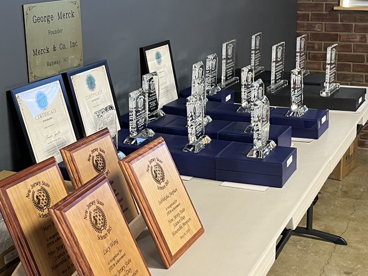 Congrats to the 2024 NJ State Science Day award winners! Students developed engineering solutions to address poor air quality in NJ’s marginalized communities. Many thanks to <a href="/Merck/">Merck</a> <a href="/JNJInnovation/">Johnson & Johnson Innovation</a> <a href="/CoriellLife/">Coriell Life Sciences</a> <a href="/NJSTANews/">NJSTA</a> for inspiring NJ's future #scientists &amp; #engineers!
