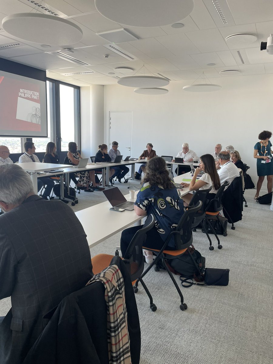 Défi Autonomie 2024 : tous les acteurs s’impliquent pour présenter et proposer un programme répondant aux besoins et attentes de nos seniors. Séance de travail riche pour une nouvelle édition innovante et force de proposition. Merci à nos partenaires nouveaux et historiques.
