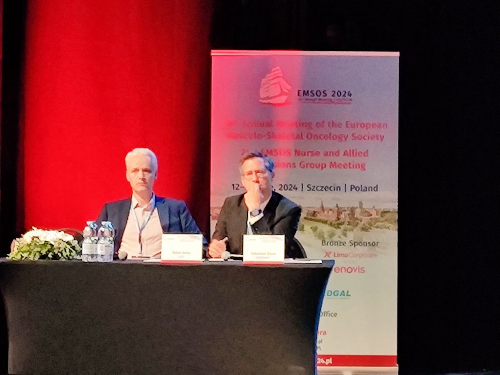 AMCzarnecka's tweet photo. Data on #synovial #sarcoma treatment in @NIO_PIB by @pawel_sobczuk and @katarzynakozak9 discussed at #EMSOS24 by @rutkowskip1972 during great session chiared by @seppobauer and @RobinL_Jones in @Miasto_Szczecin https://t.co/HujLFzqWXL