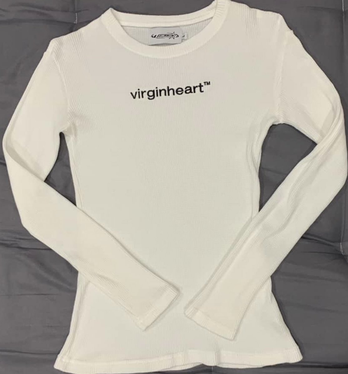 SYoodsuk's tweet photo. Size:L 
400 free shipping form 690 #vghส่งต่อ https://t.co/q1rcxiwtNW