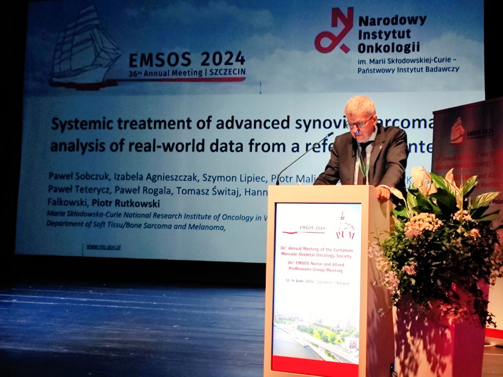 AMCzarnecka's tweet photo. Data on #synovial #sarcoma treatment in @NIO_PIB by @pawel_sobczuk and @katarzynakozak9 discussed at #EMSOS24 by @rutkowskip1972 during great session chiared by @seppobauer and @RobinL_Jones in @Miasto_Szczecin https://t.co/HujLFzqWXL