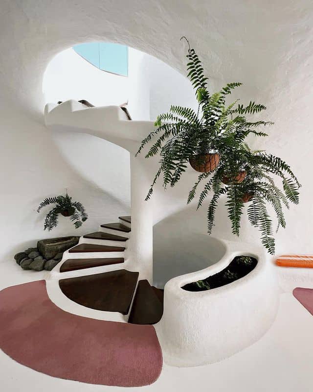 luusssso's tweet photo. The designs of artist César Manrique on the volcanic island of Lanzarote in the Canary Islands https://t.co/gwblNzH6Wi