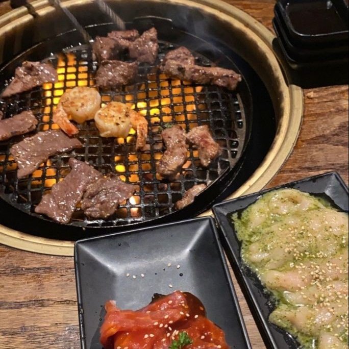 ︎ ︎ ︎ ︎
                  𖨂  🎀ꞌꞋ ࣪˖ ⌕ ¡  late upload but nag early dinner me kanina. Went to samgyup kasi been craving for it 🤤🤤
 ︎ ︎ ︎ ︎