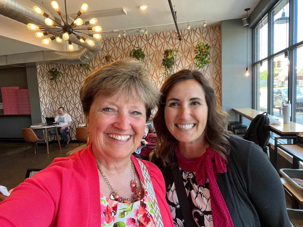 Great to see and catch up with this smiling face! Thanks, <a href="/BloodworthCare/">Carolyn Bloodworth</a>! ❤️❤️